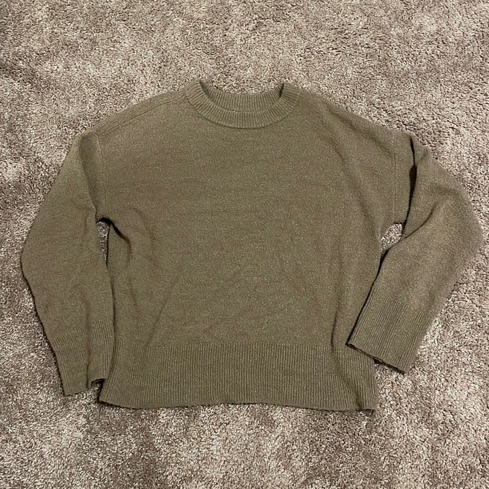 Brown sweater